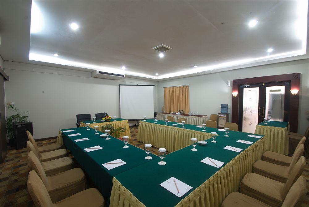 Sofyan Hotel Soepomo Jakarta Eksteriør bilde