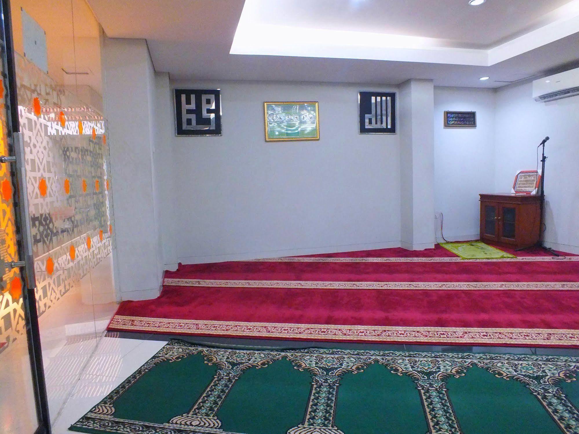 Sofyan Hotel Soepomo Jakarta Eksteriør bilde